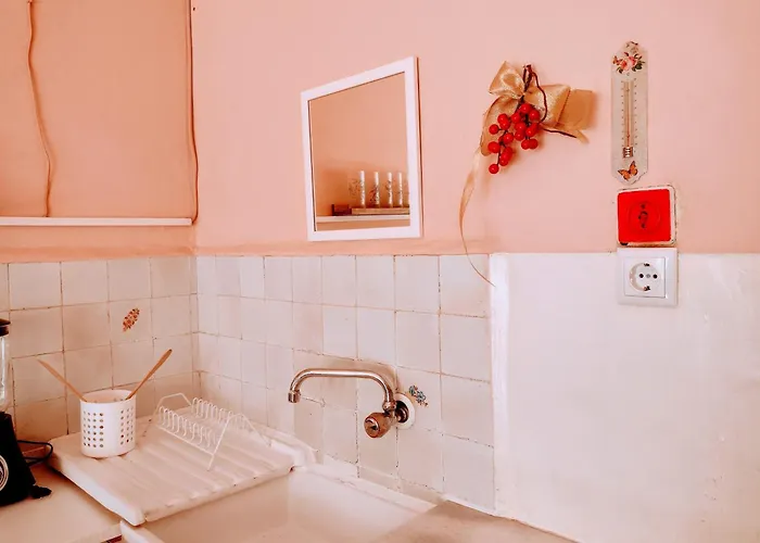 דירה Era Echoes - Preserved Historical